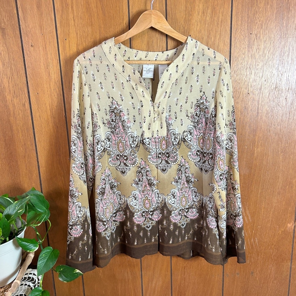 Emma James Liz Claiborne Tan Paisley Border Print Split Neck Blouse Bohemian